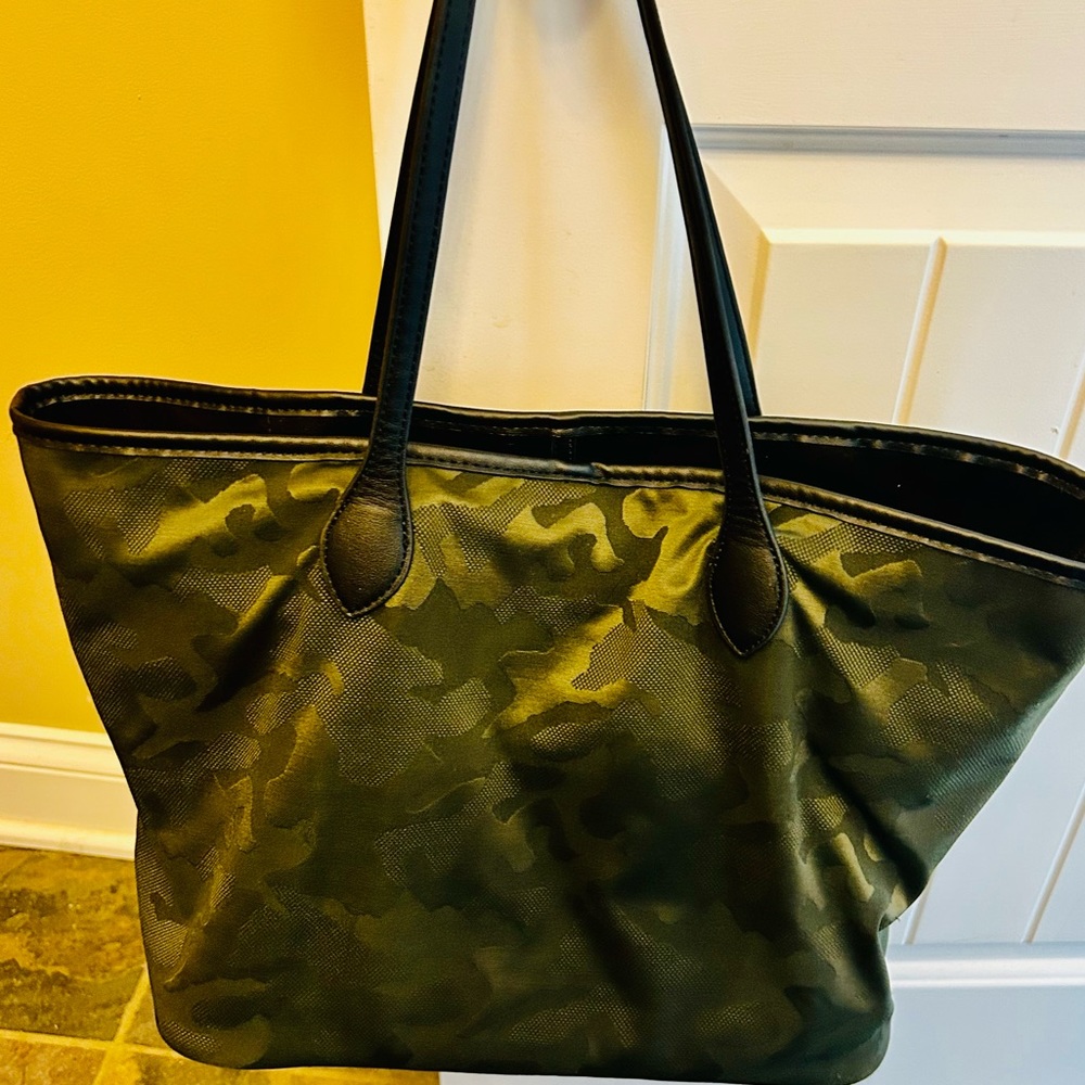 Steve Madden Camo Green Black Tote bag